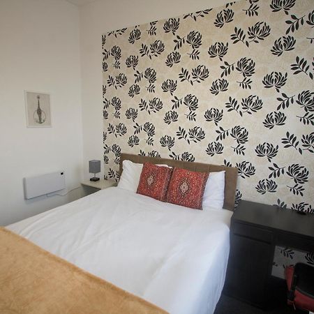 Ideal For Groups - Modern 2 Bedroom Apartment - Free Parking, Transit Links, Close To Stadiums Mánchester Exterior foto
