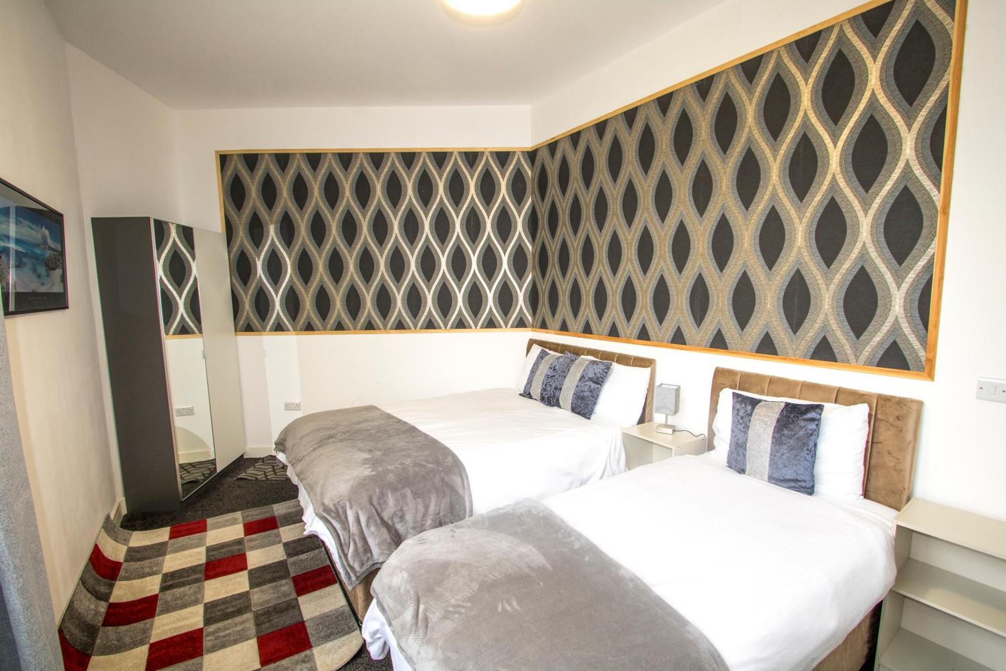Ideal For Groups - Modern 2 Bedroom Apartment - Free Parking, Transit Links, Close To Stadiums Mánchester Exterior foto